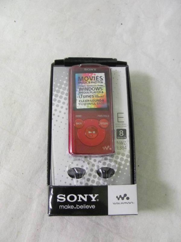 lot 16 image: Sony Walkman 8GB VideoMP3 Player