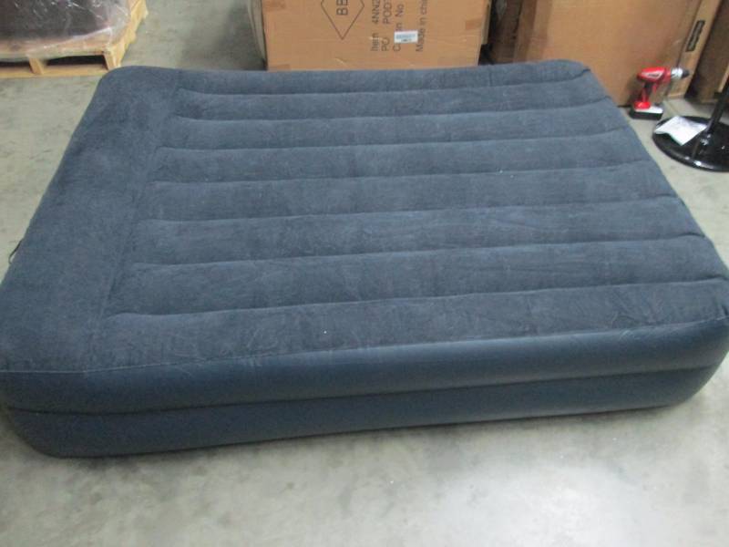 Intex Pillow Rest Queen Airbed