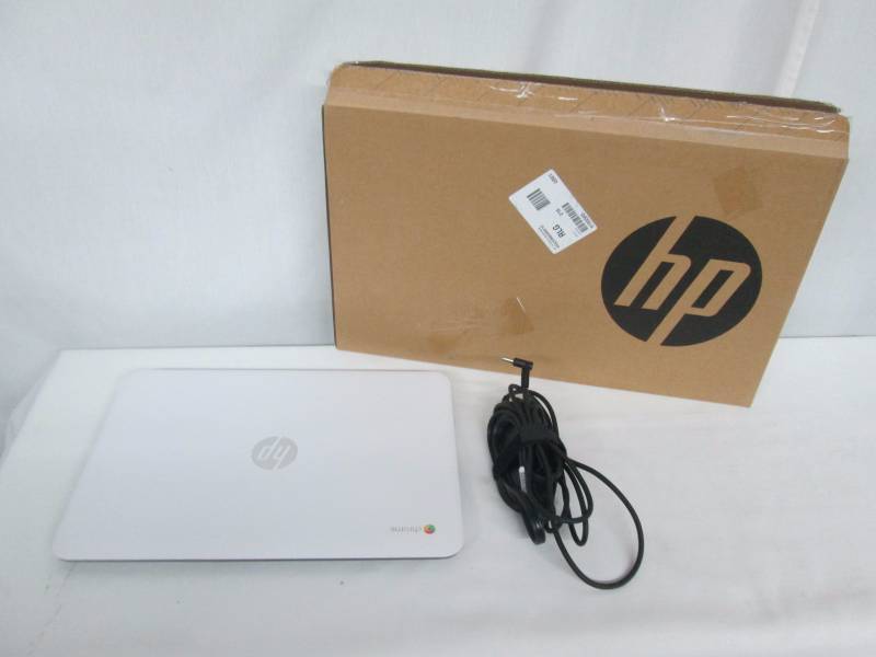 HP Chromebook 14 Google Chrome Laptop - White