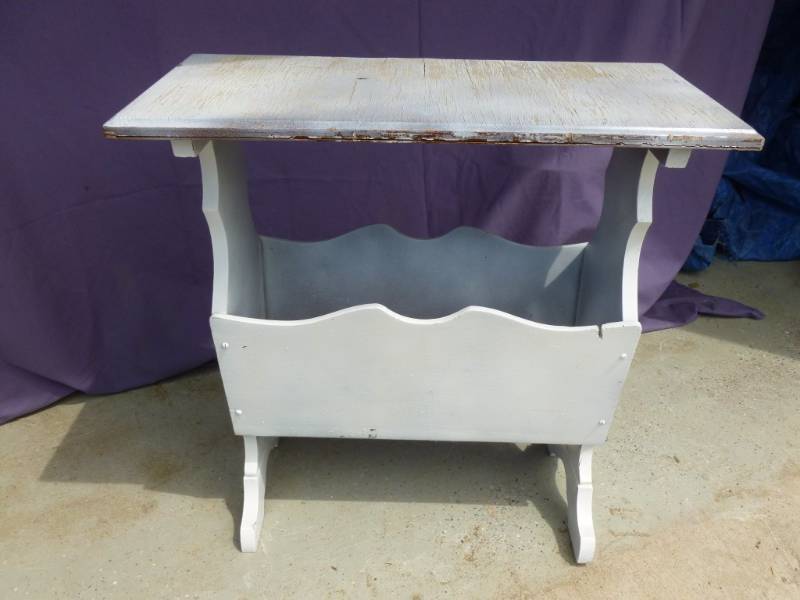 lot 17 image: Painted Magazine Stand