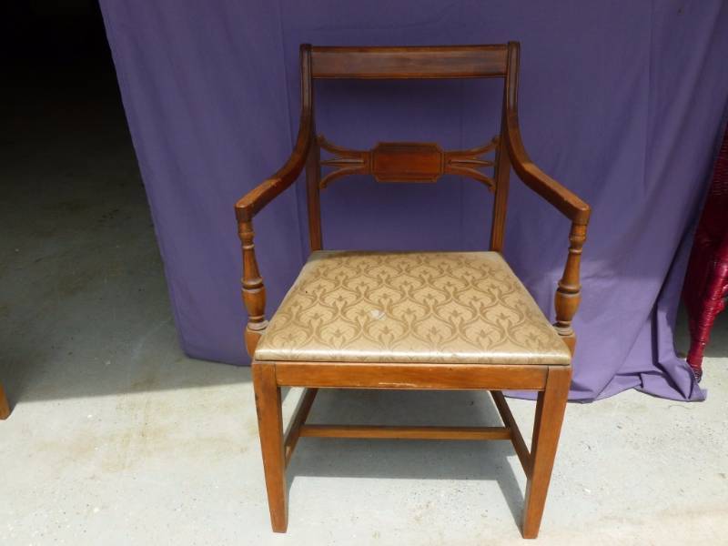 lot 41 image: Vintage Chair