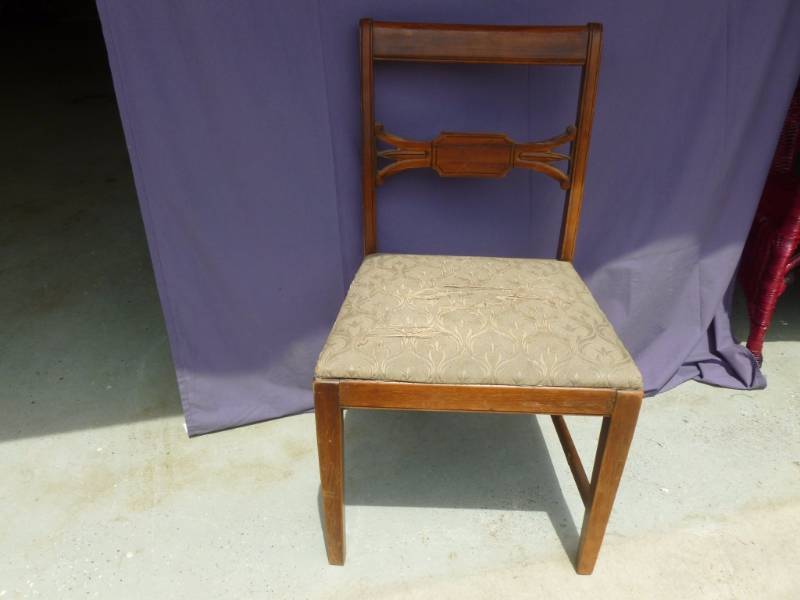lot 42 image: Vintage Chair