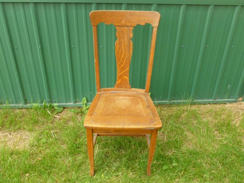 lot 67 image: Vintage Chair