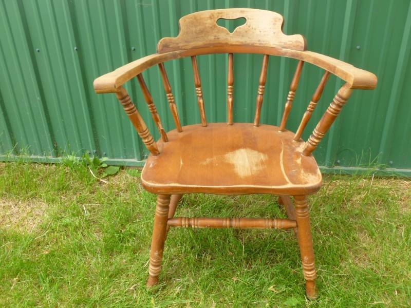 lot 68 image: Wood Chair