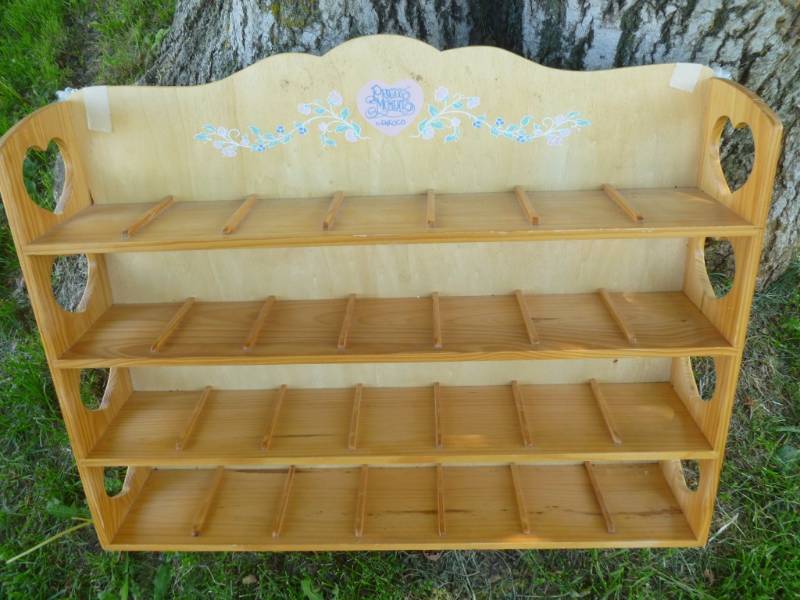 lot 93 image: Precious Moments Shelf