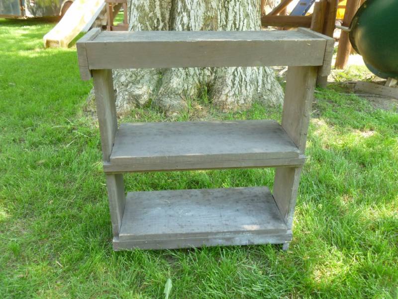 lot 95 image: Painted Bookshelf