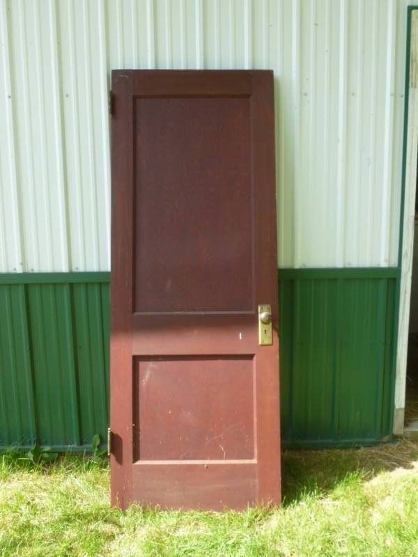 lot 105 image: Vintage Door