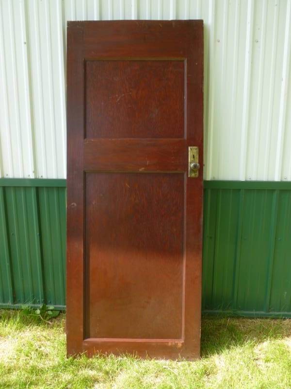 lot 107 image: Vintage Door