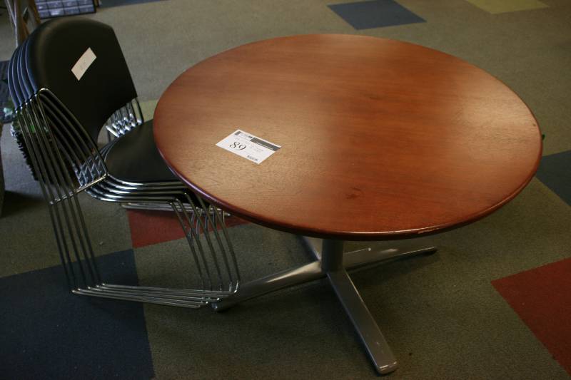 lot 89 image: Lot of (6) Office Table wWood Style Top, 42 Diameter, 28 Height Office Chairs wMetal Frames (5).