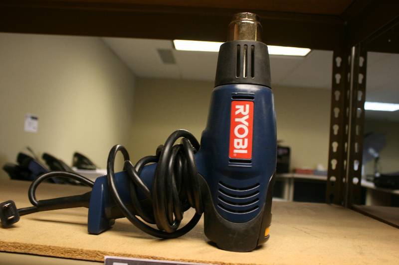 lot 129 image: Ryobi Heat Gun wCord AS1123 06384.