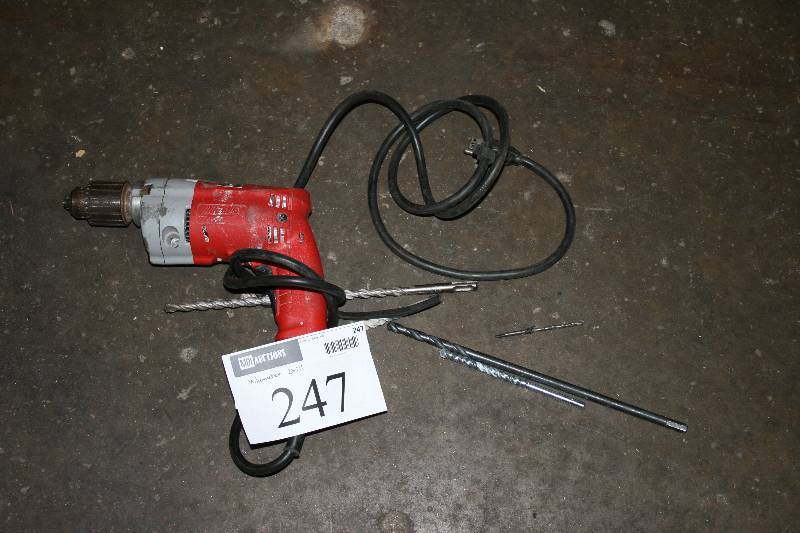lot 247 image: Milwaukee Magnum Holeshooter Drill wCord.