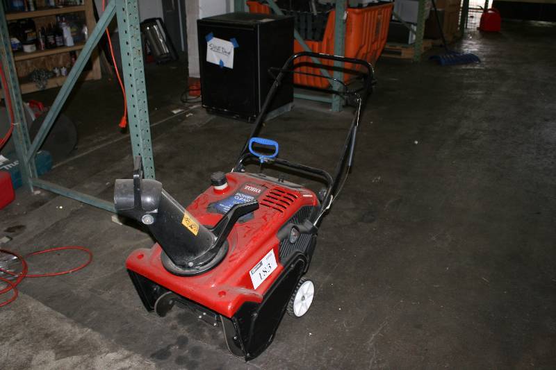 Toro Snow Blower; Power Clear 621 E; 21" Width; 163cc OHV 4Cycle