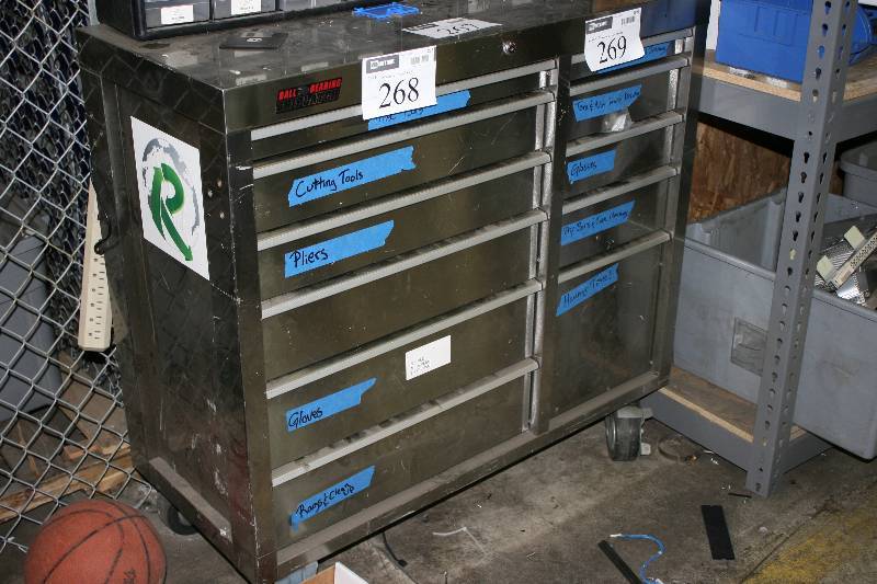 lot 267 image: Tool Box wWheels & Multiple Drawers 11 Drawers Metal Does Not Include Contents 18 x 41 x 39.5