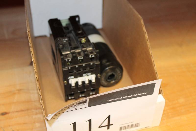 lot 114 image: ABB BC30C-EX CONTROL 3 PHASE POLE 24V-DC 30HP 45A AMP DC CONTACTOR B421460