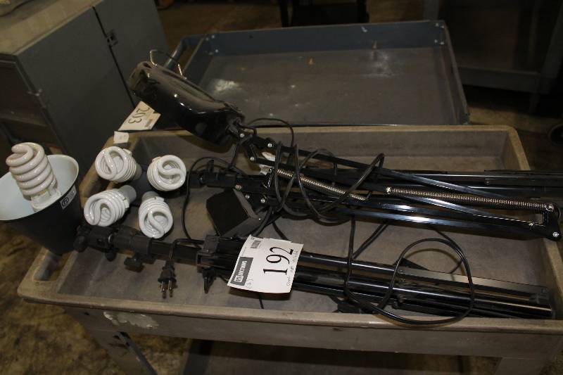 lot 192 image: Lot of (3) Lighting Units wFluorescent Light Bulbs Cart Not Included.