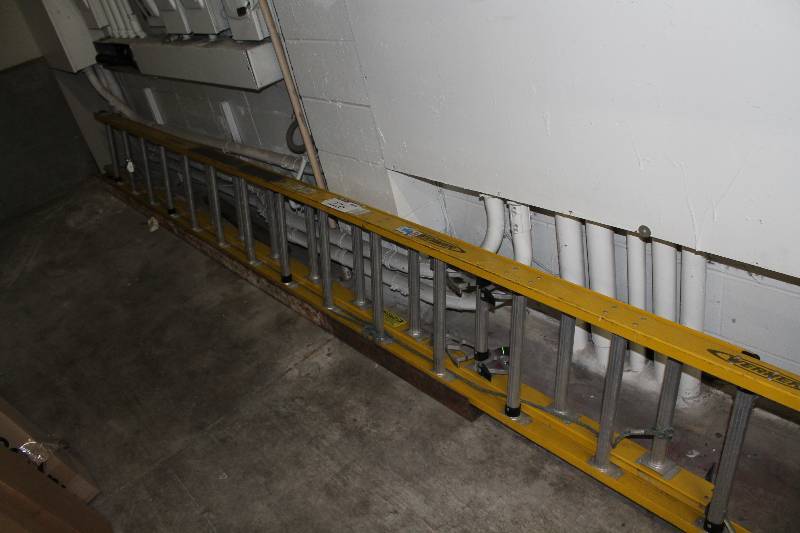 lot 226 image: Metal Ladder Model D7128-2 28Ft. Length.