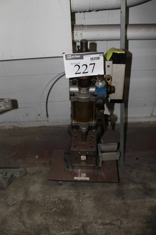 lot 227 image: Starion PRO-PRN Series Pneumatic Vane Type Rotary Actuator