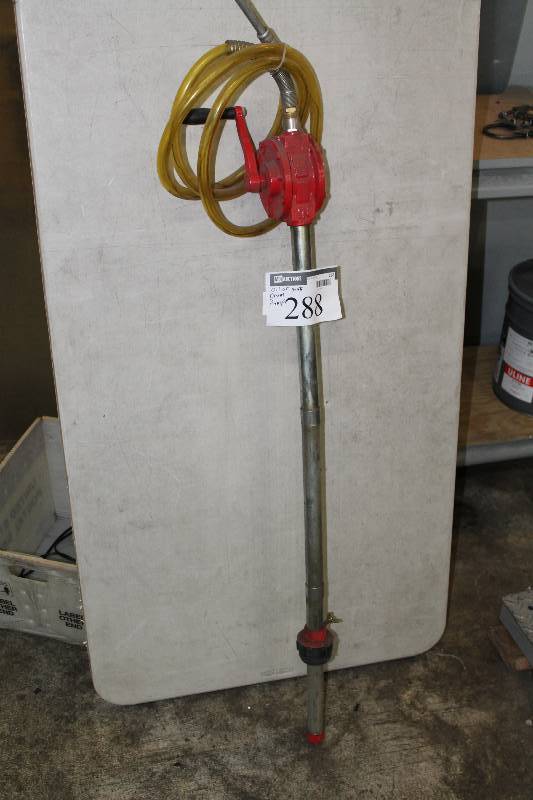 lot 288 image: OilGas Drum Pump wPump & Pole Feeder.