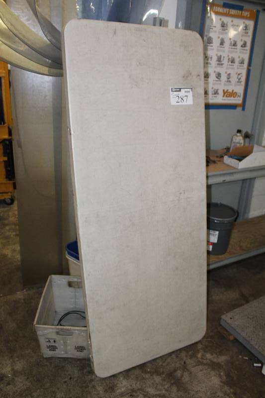 lot 287 image: Plastic Collapsible Table wMetal Frame 6.