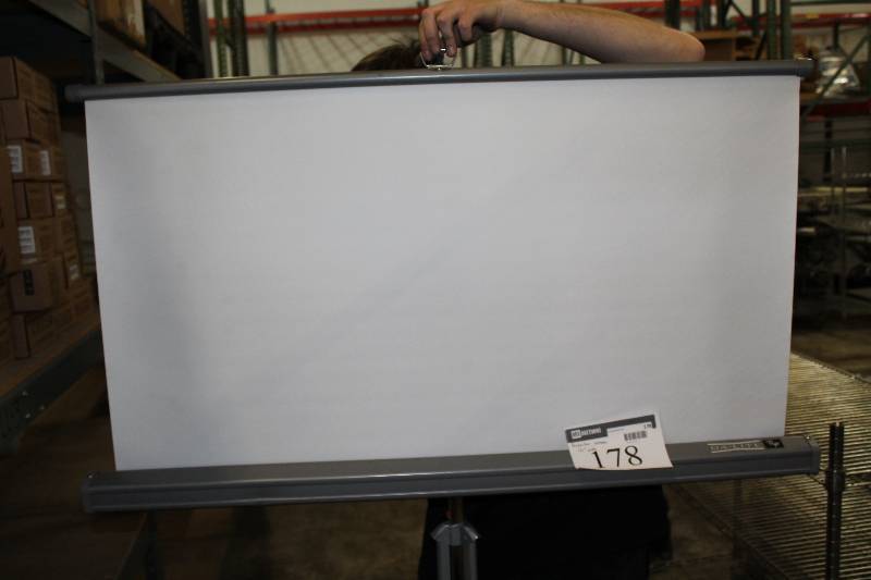 lot 178 image: Da-Lite Flyer Projector Screen wRoll-Up Hanging Mount 41 Wide.
