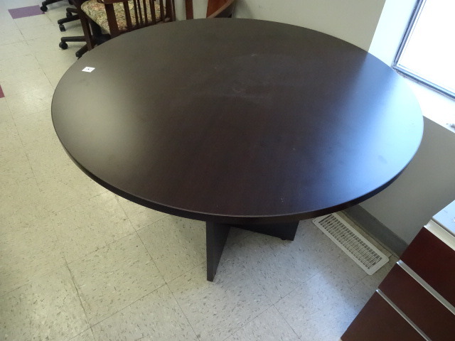 Round Table