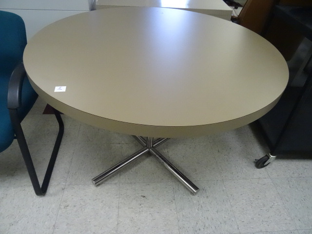 Round Table