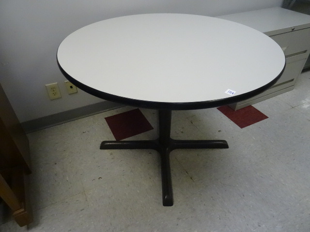 Round Table