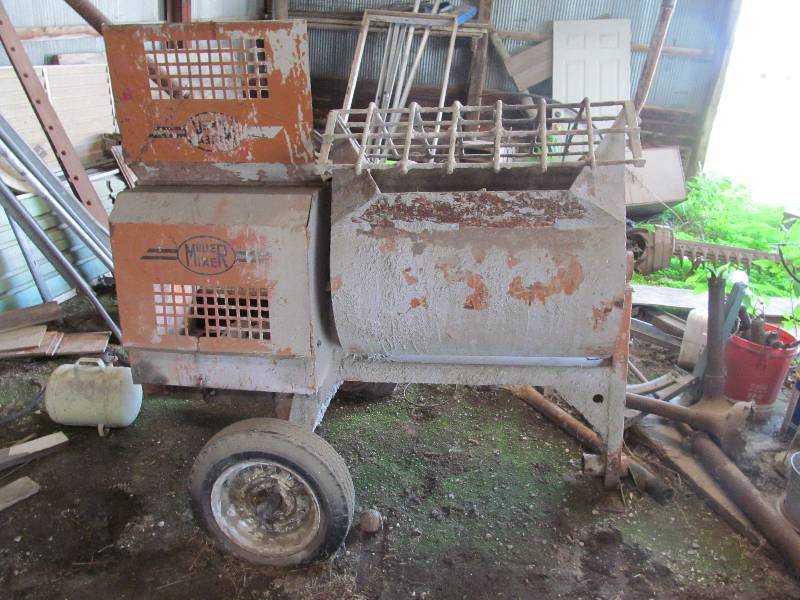 lot 22 image: Plaster Mixer