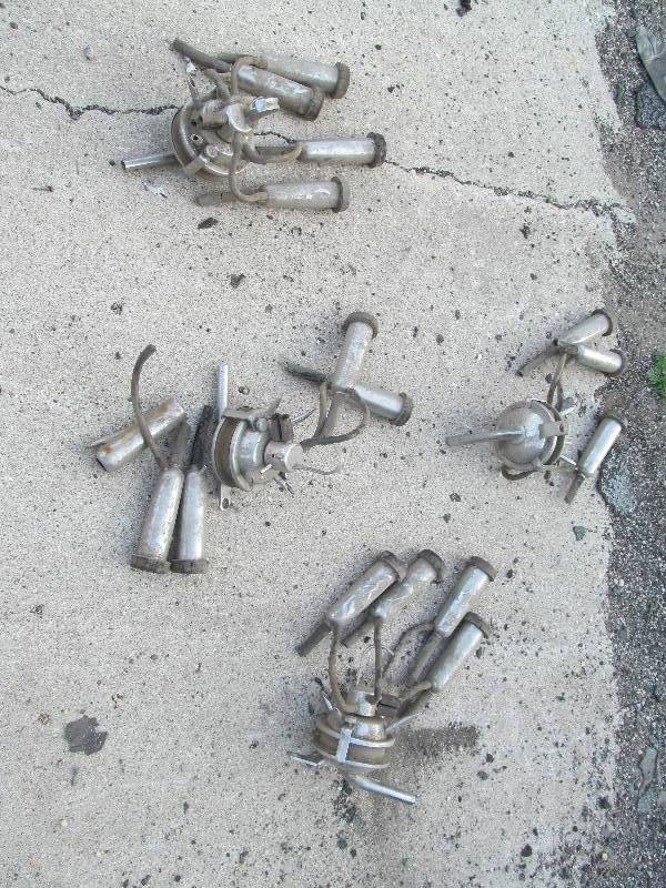 lot 27 image: Teat cups