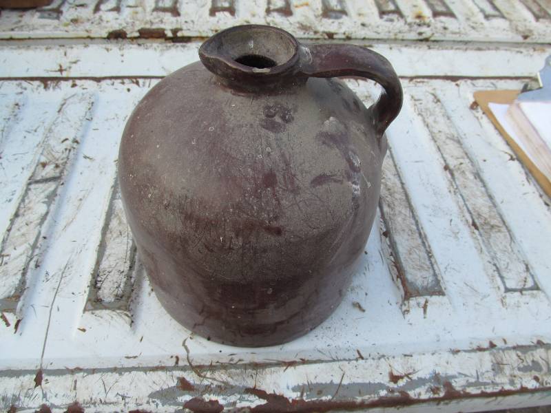 lot 32 image: Vintage,Ceramic Jug