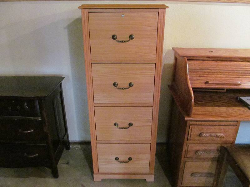 lot 39 image: Wood file cabinet