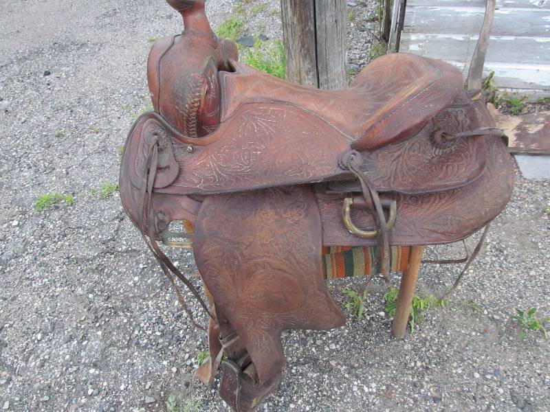 lot 64 image: Saddle
