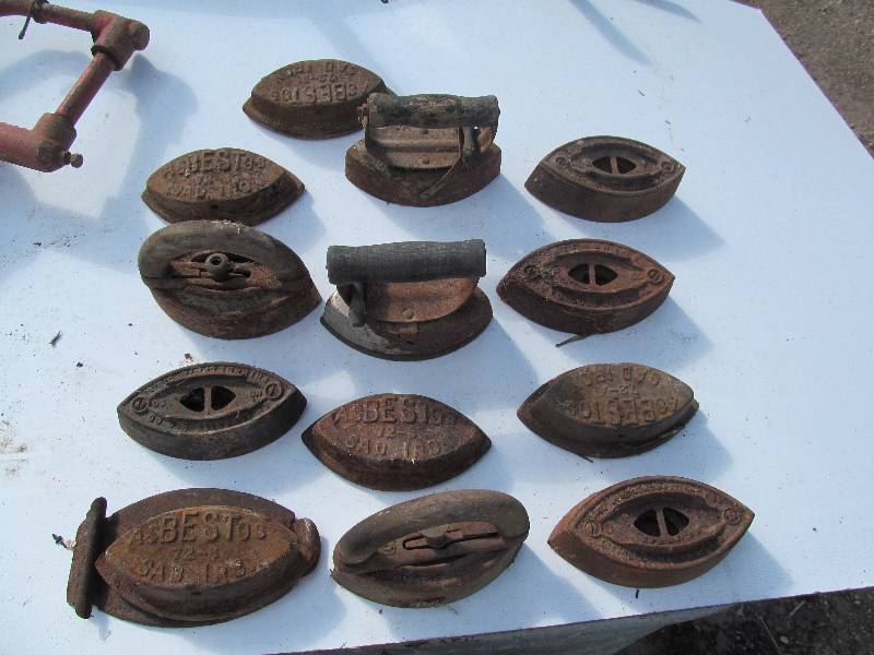 lot 28 image: Vintage irons