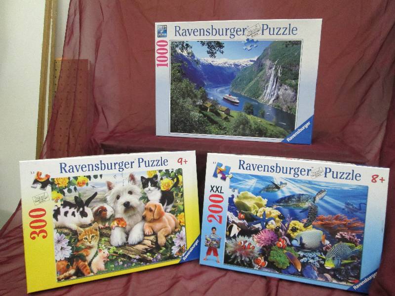 lot 60 image: Revensburger Puzzle 1000 pieces,  o...