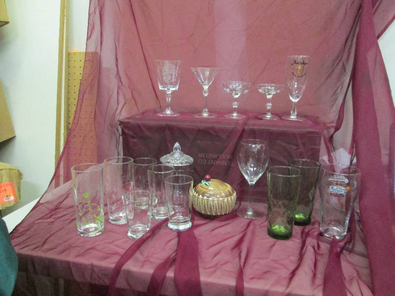 lot 101 image: Wine glasses, beer glasses, some ha...
