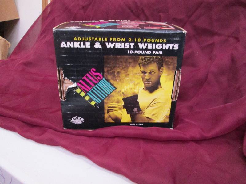 lot 152 image: The Atlus Attitude Ajustable from 2...