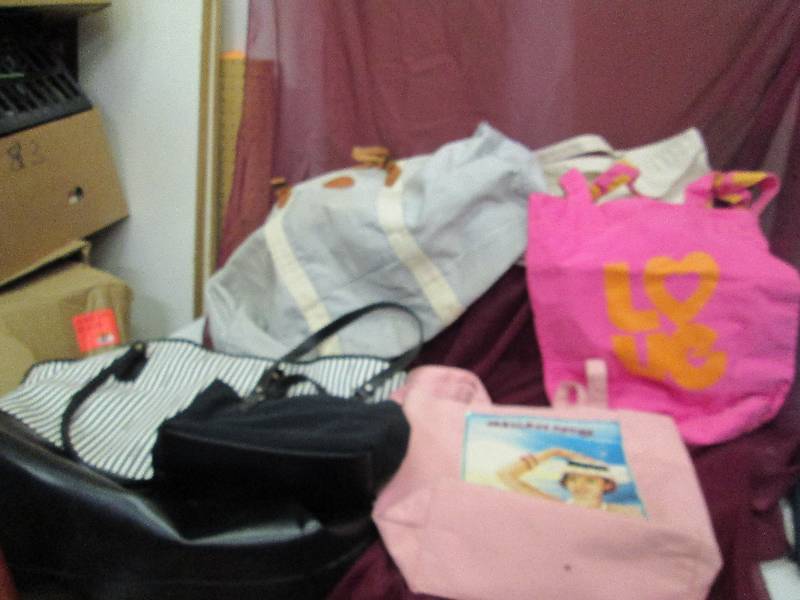 lot 155 image: Assortment of bags and a purse...