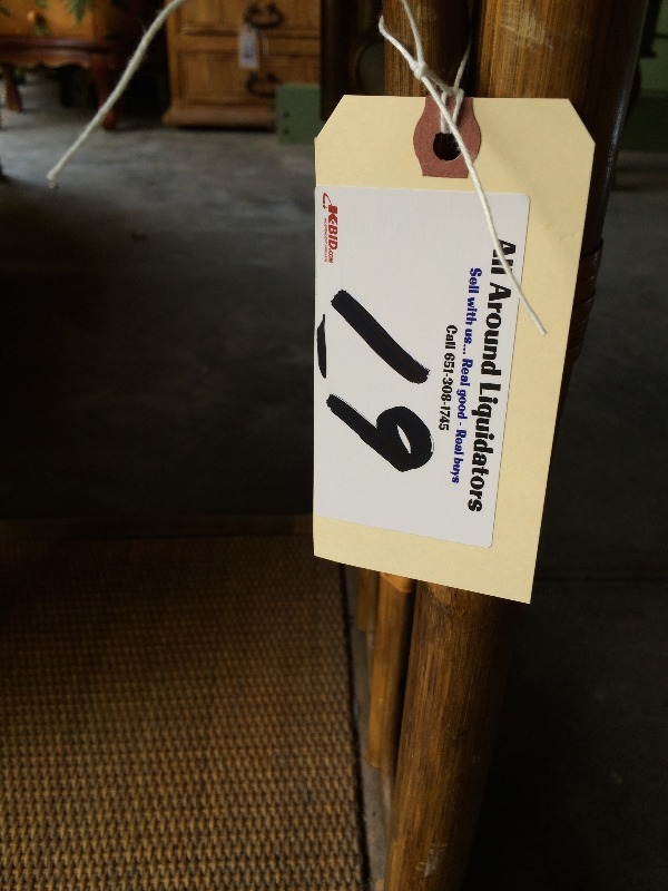 Table    36 Wide x 16 Deep x 27 High