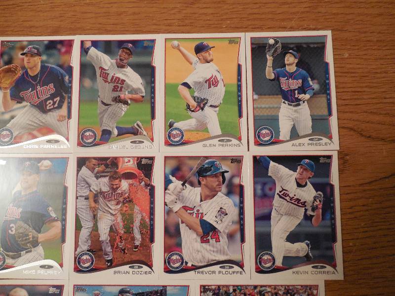 lot 20-COPY image: 2014 Topps MInnesota Twins Team Set of 18 cards