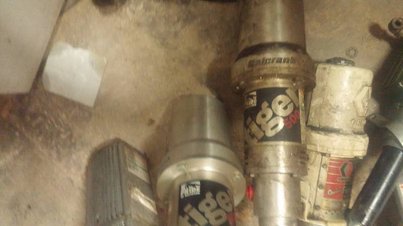 9 Oil Pumps.. Need work