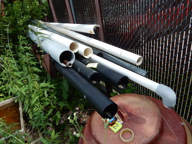 Misc. lengths of PVC pipe
