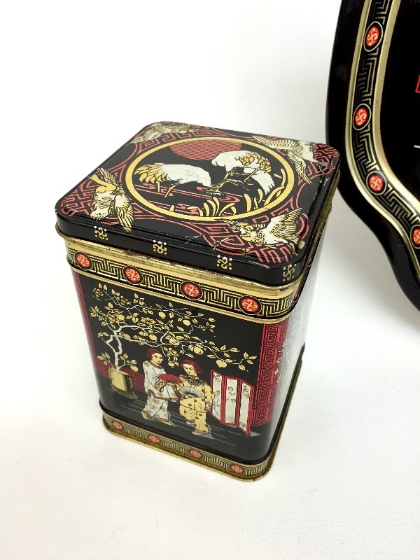 Large Tin Tray made in England matching Tea Tin