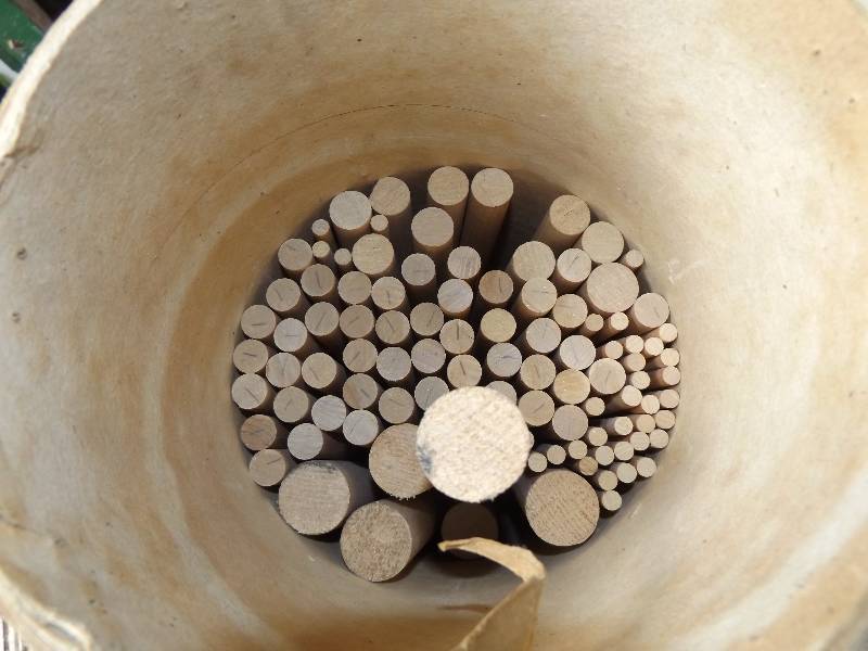 36 Wooden Dowels