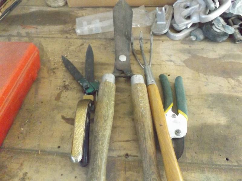 Gardening tools
