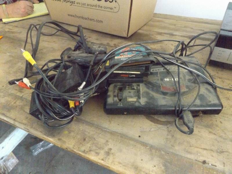 Sega Genesis Cartridges and controller