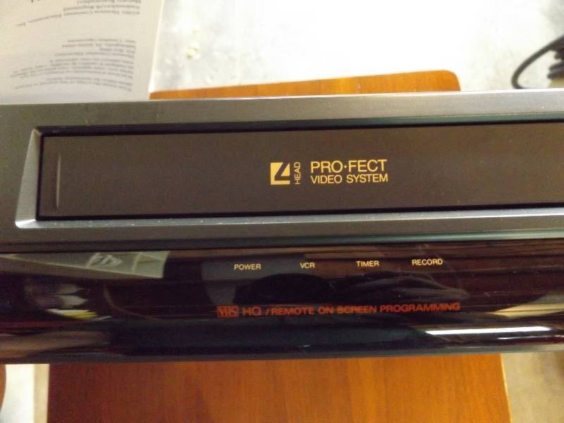 lot 62 image: VHS Player