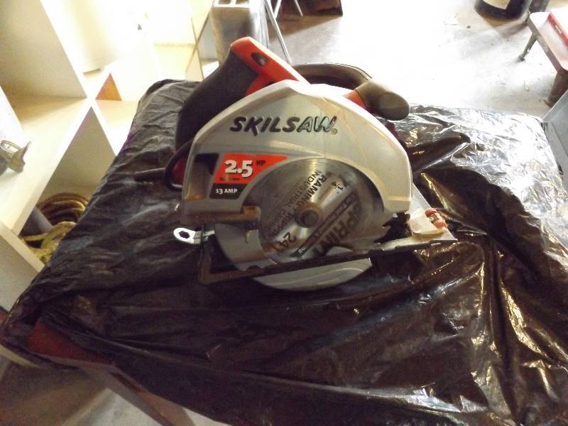 lot 65 image: Skill Saw