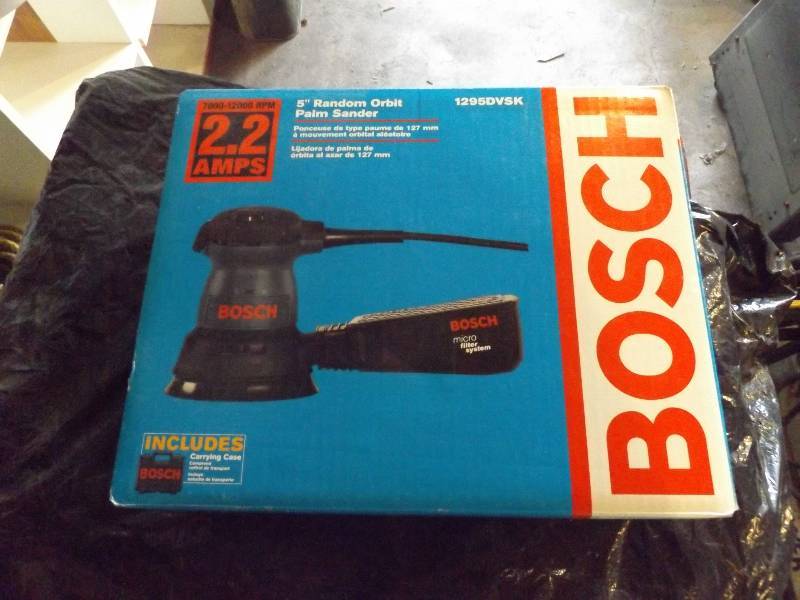 lot 72 image: Bosch Sander