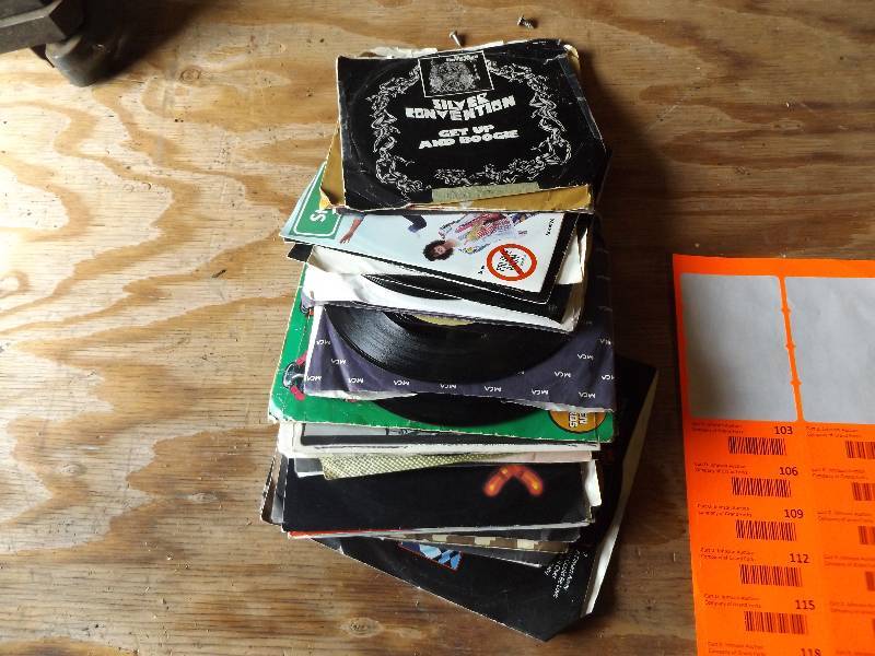 lot 104 image: Records