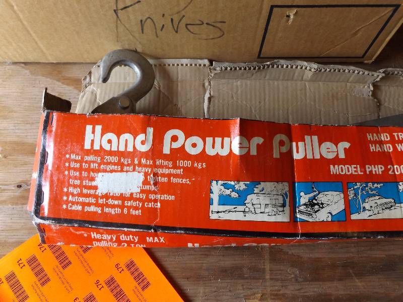 lot 128 image: Hand Winch